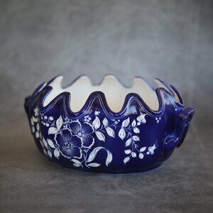 ESTE Italy Tureen Oyster Scalloped Design Blue and White Floral Dish